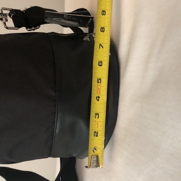 Puma Bucket Bag NWT - Picture 2 of 7